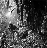 World & Travel: History: Pacific war
