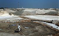 World & Travel: Salt production, India and Indonesia