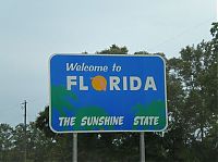World & Travel: Welcome state sign, United States