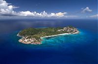 World & Travel: coral island