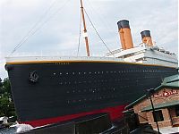 World & Travel: Titanic Museum, Pigeon Forge, Tennessee, United States