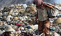 World & Travel: Living at dump, Phnom Penh, Cambodia