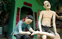 World & Travel: Haw Par Villa, Singapore, China