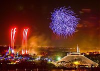 World & Travel: fireworks around the world