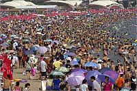 World & Travel: Overcrowded beach, China