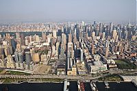 World & Travel: Bird's-eye view of New York City, United States