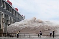Trek.Today search results: Three Gorges Dam control test, Yangtze River, Sandouping, China