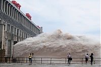 World & Travel: Three Gorges Dam control test, Yangtze River, Sandouping, China