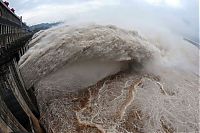 World & Travel: Three Gorges Dam control test, Yangtze River, Sandouping, China