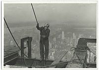 World & Travel: History: Construction of Empire State Building