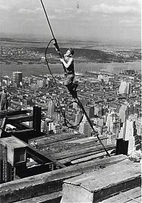 Trek.Today search results: History: Construction of Empire State Building