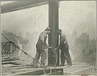 World & Travel: History: Construction of Empire State Building