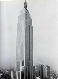 World & Travel: History: Construction of Empire State Building