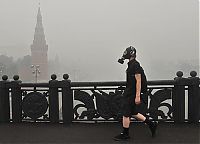 World & Travel: Fire health threat at new high in Moscow, Russia