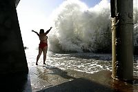 World & Travel: TOPSHOTS-RUSSIA-STORM-PEOPLE