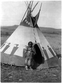 World & Travel: History: The North American Indian by Edward S. Curtis