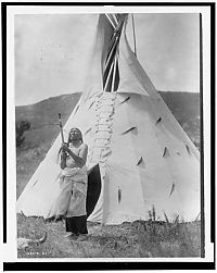 World & Travel: History: The North American Indian by Edward S. Curtis