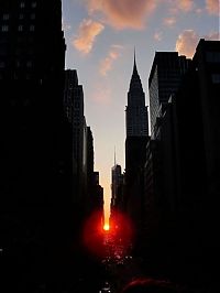 World & Travel: Manhattanhenge, Manhattan Solstice, New York City, United States