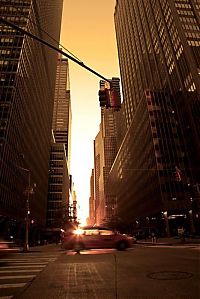 World & Travel: Manhattanhenge, Manhattan Solstice, New York City, United States