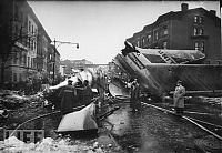 World & Travel: History: New York air disaster, 1960, New York City, United States