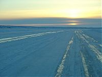 World & Travel: Ice road to Tuktoyaktuk, Canada