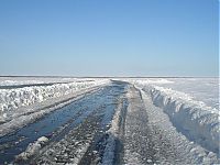 Trek.Today search results: Ice road to Tuktoyaktuk, Canada