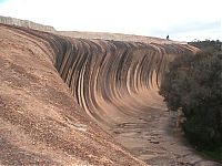 World & Travel: Wave Rock, Hayden, Australia