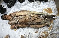 World & Travel: 700 year-old mummy discovery, Ming dynasty, Taizhou, China