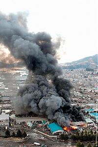 World & Travel: 2011 Sendai earthquake and tsunami, Tōhoku region, Pacific Ocean