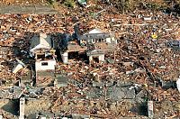 World & Travel: 2011 Sendai earthquake and tsunami, Tōhoku region, Pacific Ocean