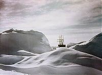 World & Travel: History: Antarctica in color by Frank Hurley, 1915