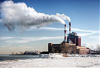 World & Travel: power plants around the world