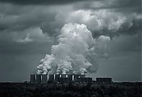 World & Travel: power plants around the world