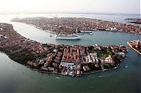 Trek.Today search results: Bird's-eye view of Venice, Italy