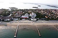 World & Travel: Bird's-eye view of Venice, Italy