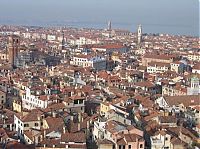 World & Travel: Bird's-eye view of Venice, Italy