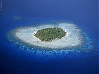 Trek.Today search results: Heaven on earth, French Polynesia