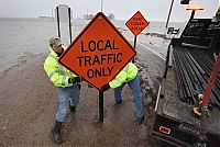 World & Travel: 2011 Red River Flood, North Dakota, Minnesota, United States