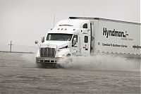 World & Travel: 2011 Red River Flood, North Dakota, Minnesota, United States