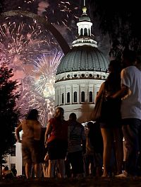 World & Travel: Fireworks, Fourth of July, Independence Day 2011