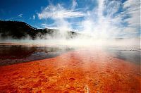 World & Travel: Yellowstone National Park, Wyoming, Idaho, Montana, United States