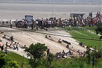 World & Travel: World's larges tidal bore, 9 metres (30 ft) high, Qiantang River, China