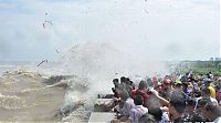 Trek.Today search results: World's larges tidal bore, 9 metres (30 ft) high, Qiantang River, China