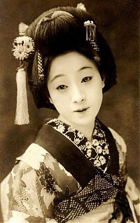 World & Travel: History: Vintage photography of Geisha, Japan