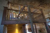 World & Travel: Abandoned high school, Goldfield, Nevada