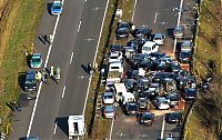 World & Travel: 52-vehicle pile-up on a highway A31, Emsland Autobahn, Germany