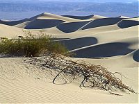 World & Travel: desert sand dunes landscape photography