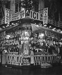 Trek.Today search results: History: Paris in 1940-50s, France by Robert Doisneau