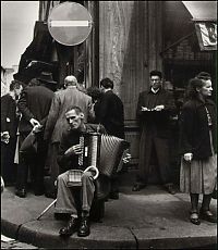 World & Travel: History: Paris in 1940-50s, France by Robert Doisneau