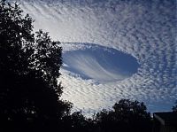 World & Travel: sky fallstreak hole cloud